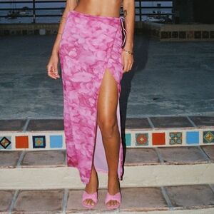 Princess Polly Women’s Pink Tie-Side Skirt